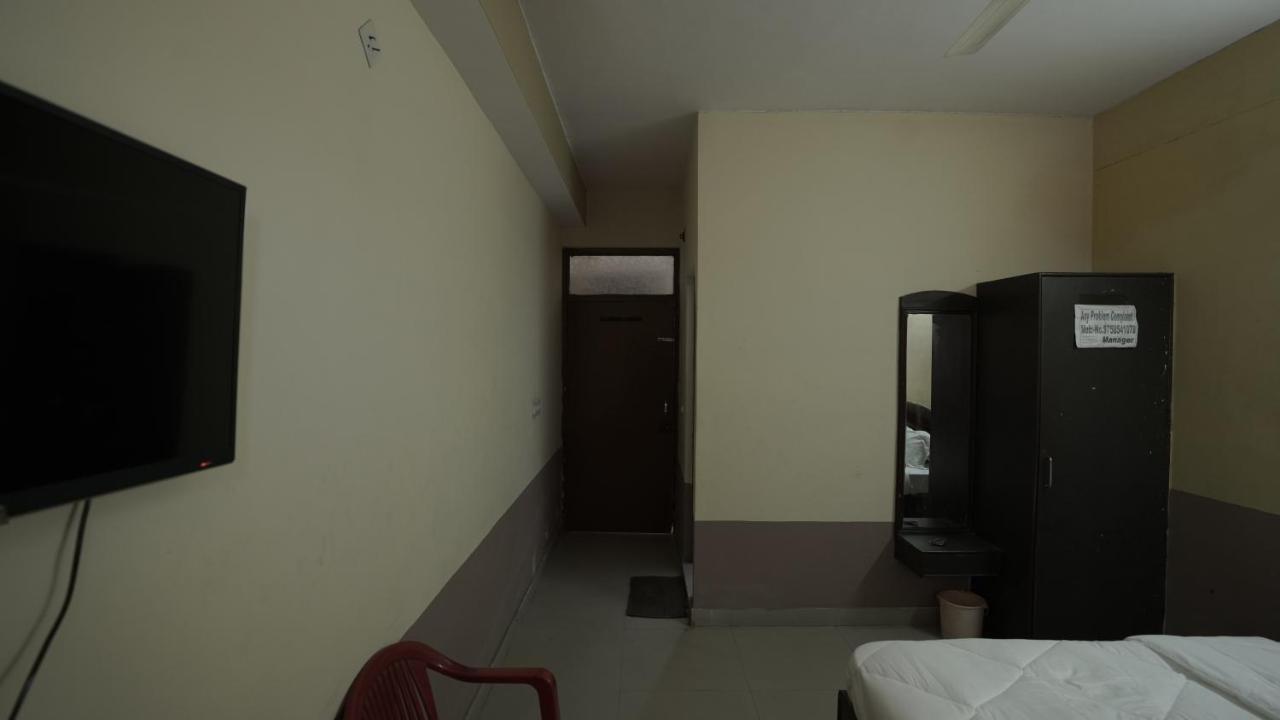 Hotel Mohan By Wb Inn Agra  Exterior foto