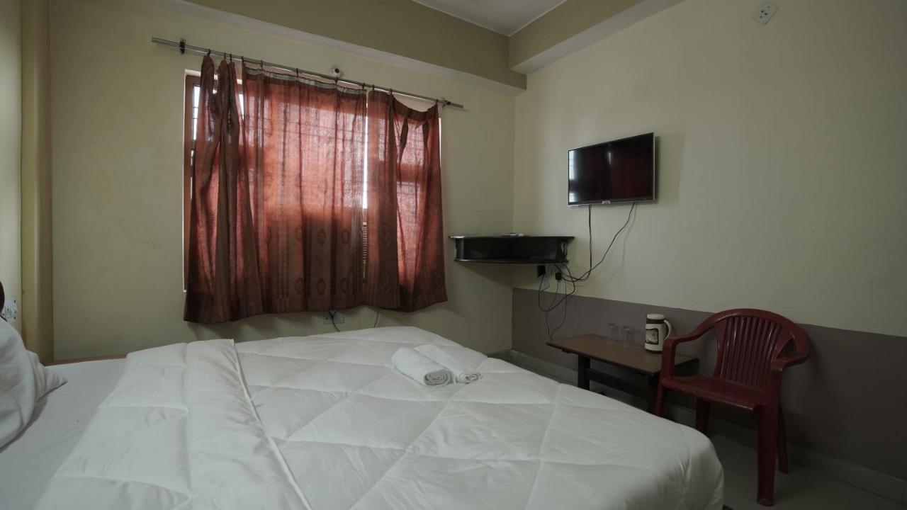 Hotel Mohan By Wb Inn Agra  Exterior foto