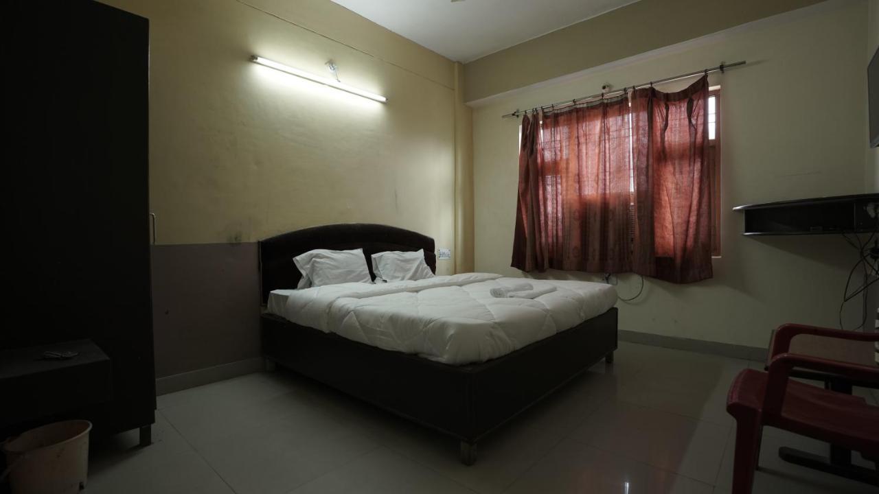 Hotel Mohan By Wb Inn Agra  Exterior foto